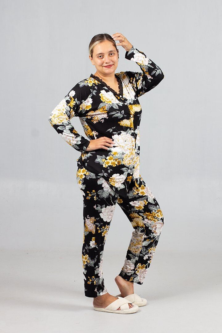 Büyük Beden Çiçek Desenli Önden Düğmeli Kadın Pijama Takımı – Rahat ve Şık Ev Giyim