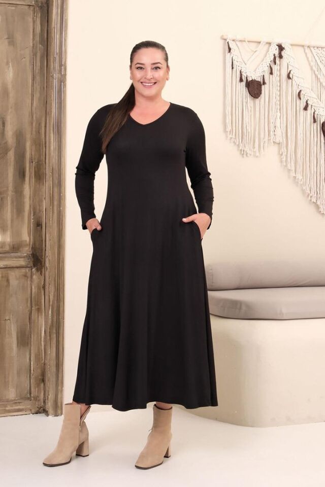 Büyük Beden Siyah V Yaka Tam Boy Elbise – Viskon Likralı Rahat Şıklık
