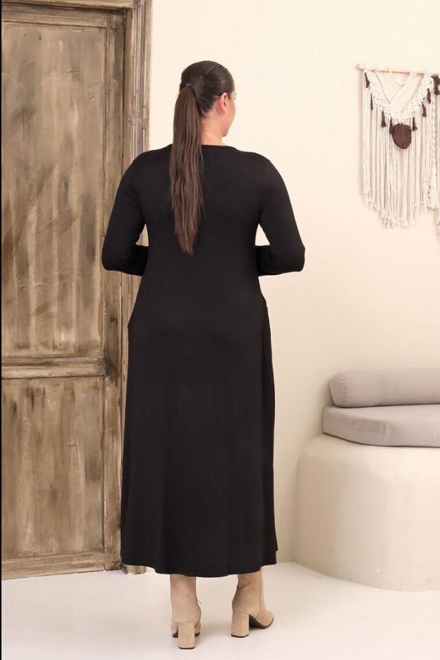 Büyük Beden Siyah V Yaka Tam Boy Elbise – Viskon Likralı Rahat Şıklık