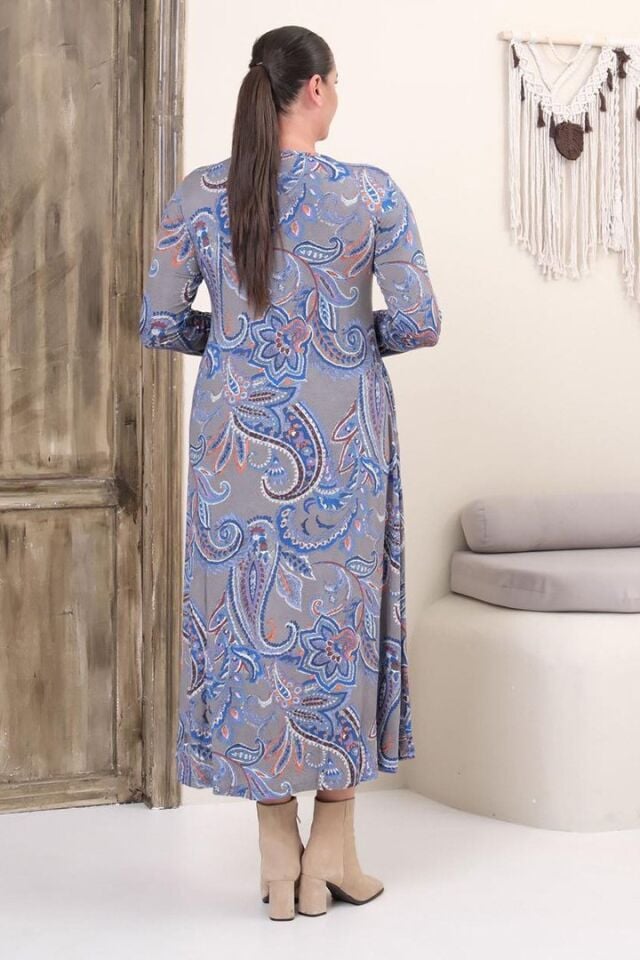 Büyük Beden Tam Boy V Yaka Desenli Viskon Likralı Uzun Kol Elbise