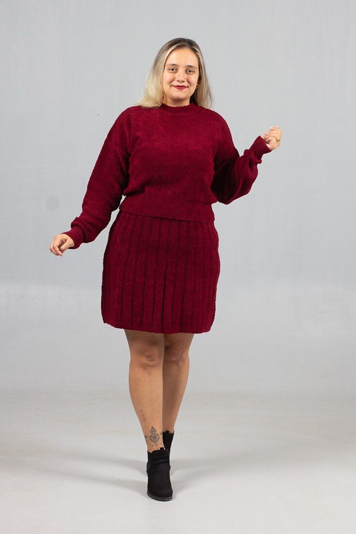 Bordo Enerjisi! 46 Bedene Kadar Tam Uyumlu Triko Etek Kazak Takım