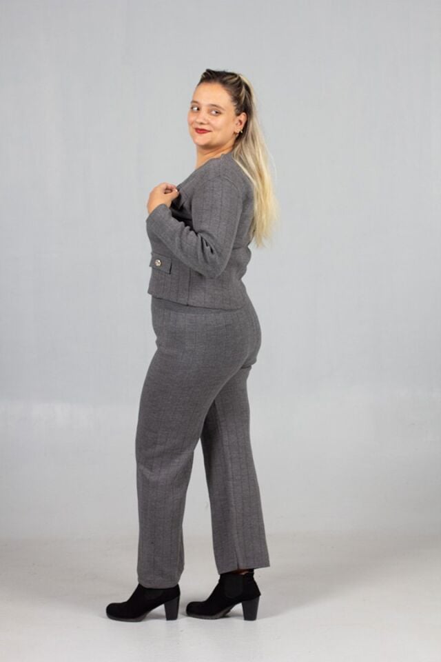 Kadın Giyim Standart Triko Şıklığıyla Tamamlanan Yelek Pantolon Gri Takım