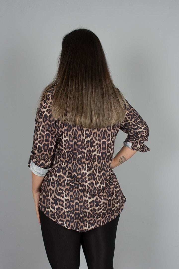 Büyük Beden Kadın Giyim Leopar Desenli Jesika Kumaş Gömlek