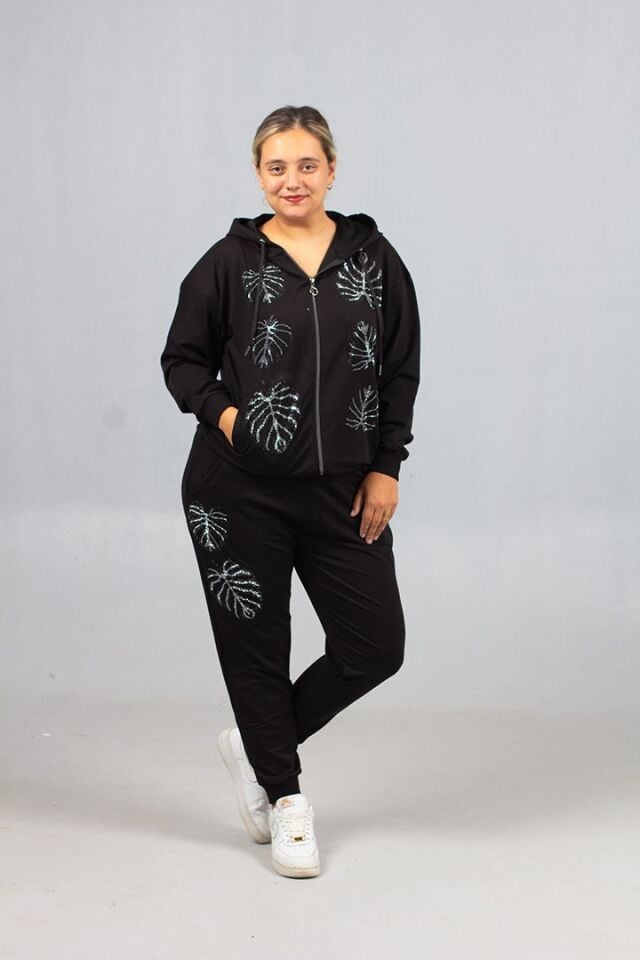 Kadın Taşlı Eşofman Takımı | Büyük Bedenlerde Işıltılı ve Rahat Şıklık