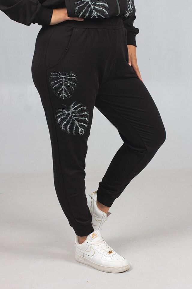 Kadın Taşlı Eşofman Takımı | Büyük Bedenlerde Işıltılı ve Rahat Şıklık