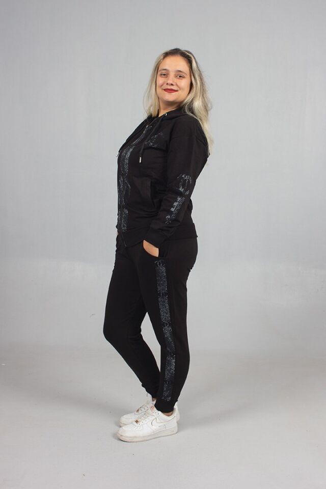 Taş İşlemeli Büyük Beden Eşofman Takım Şıklık ve Rahatlık Bir Arada