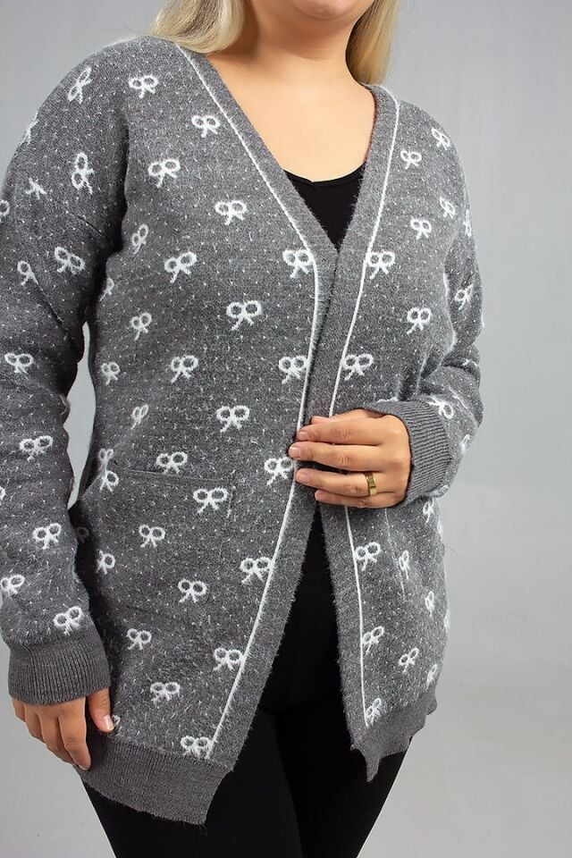 Gri ve Yumuşacık! ''Sakallı'' Triko Hırka