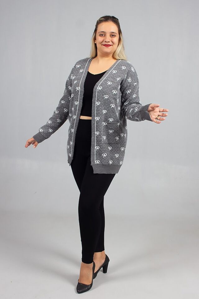 Gri ve Yumuşacık! ''Sakallı'' Triko Hırka