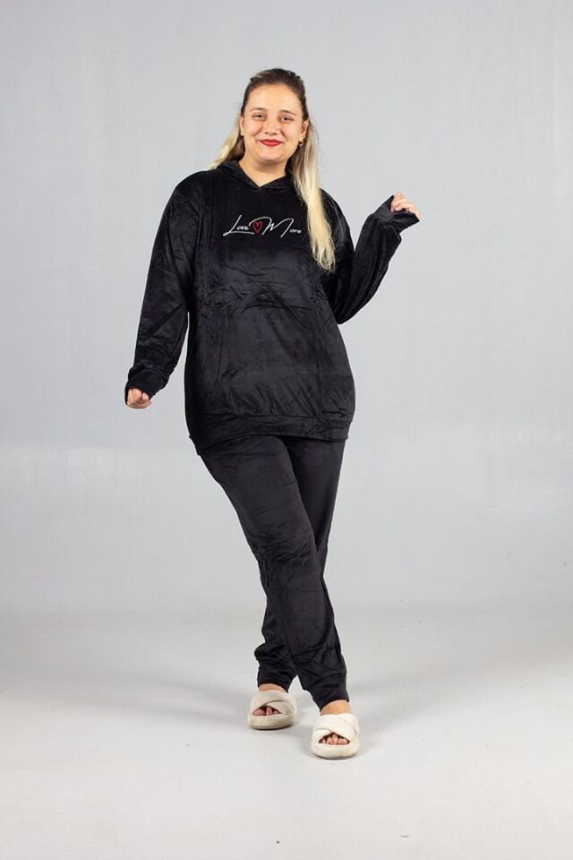Kapşonlu Kadife Büyük Beden Takım Siyah – Premium Kalite, Rahat ve Şık Kadın Eşofman Takımı