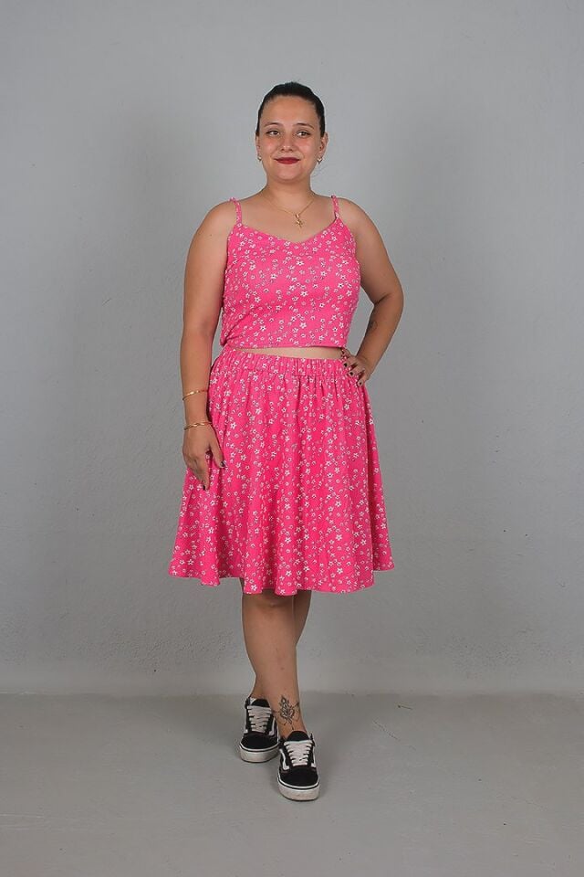 Büyük Beden Askılı Sırt Lastikli Crop Etek Pembe Takım