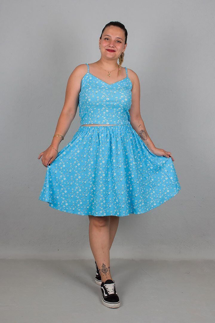 Askılı Crop Üst Etek Mavi İkili Takım Büyük Beden Şıklığı ve Rahatlığı