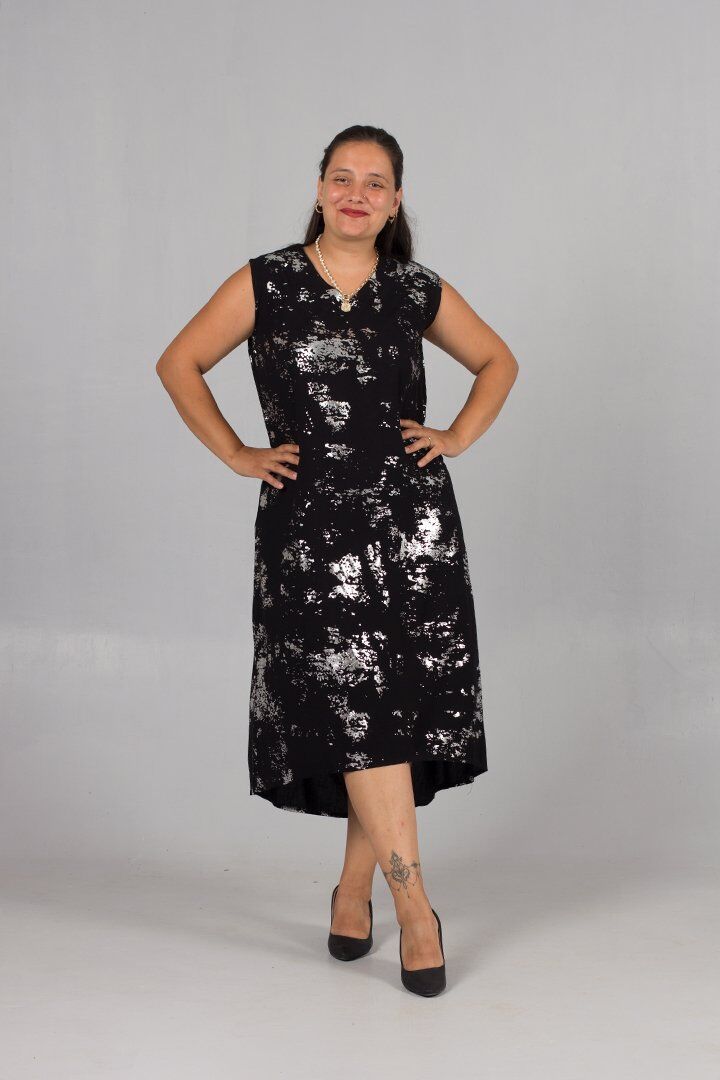 Yaldızlı Pamuk Şık ve Hafif Yaldızlı Kolsuz Elbise