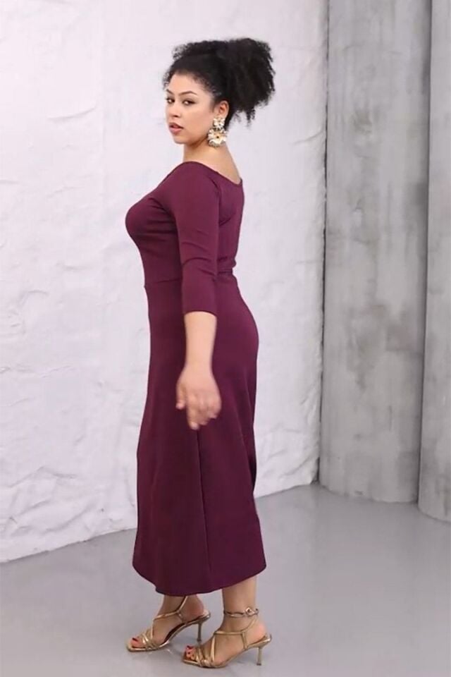 Büyük Beden Zarif Mor Elbise Modeli: Kayık Yaka & Truvakar Kol Krep Kumaş