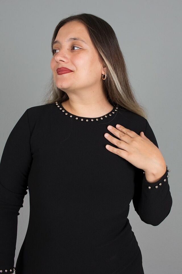 Büyük Beden Yaka Ve Kol İnci Detaylı Siyah