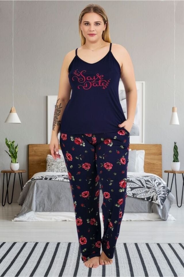 Büyük Beden Ayarlanabilir Askılı Çiçek Desenli Likralı Yumuşak Pijama Takımı