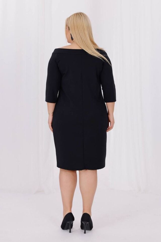 Büyük Beden Siyah Carmen Yaka Krep Elbise