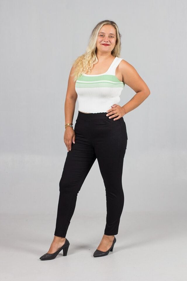 Siyahın Asaleti Büyük Beden Arka Cepli Likralı Tayt Kot ve Pantolon