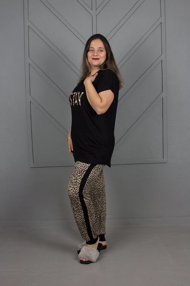 Büyük Beden Paçası Latikli V Yaka Pijama Takım