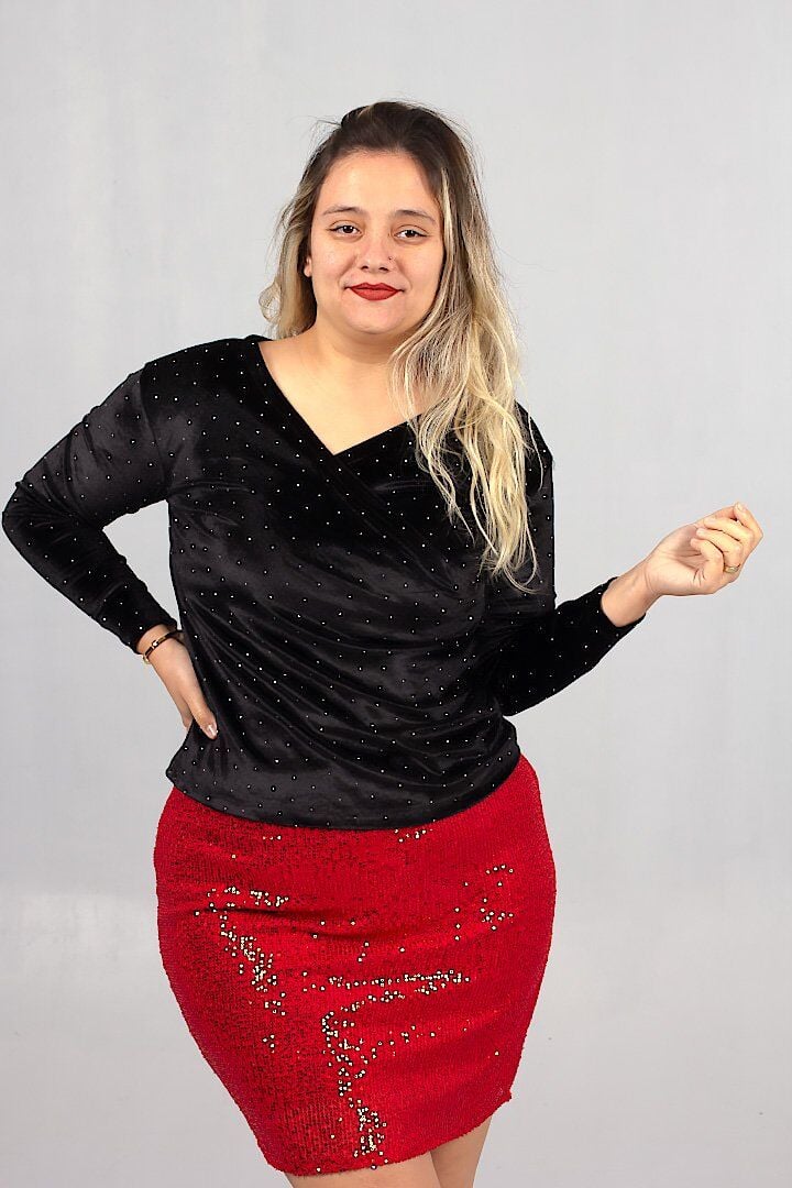 Büyük Beden Kruvaze Yaka Taşlı Kadife Bluz 42-50 Beden Şık ve Genç Model