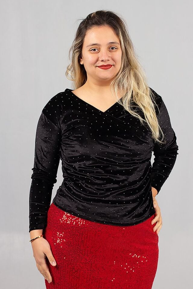 Büyük Beden Kruvaze Yaka Taşlı Kadife Bluz 42-50 Beden Şık ve Genç Model