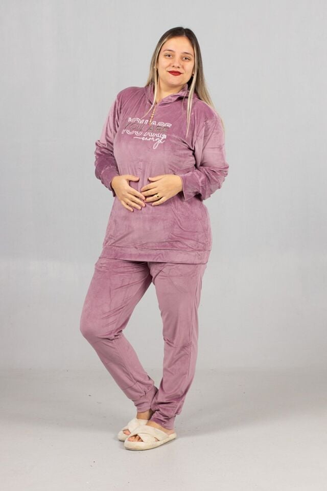 Premium Kalite Kapşonlu Lila Kadife Takım – 44-54 Beden Arası Şık ve Rahat Kadın Takım