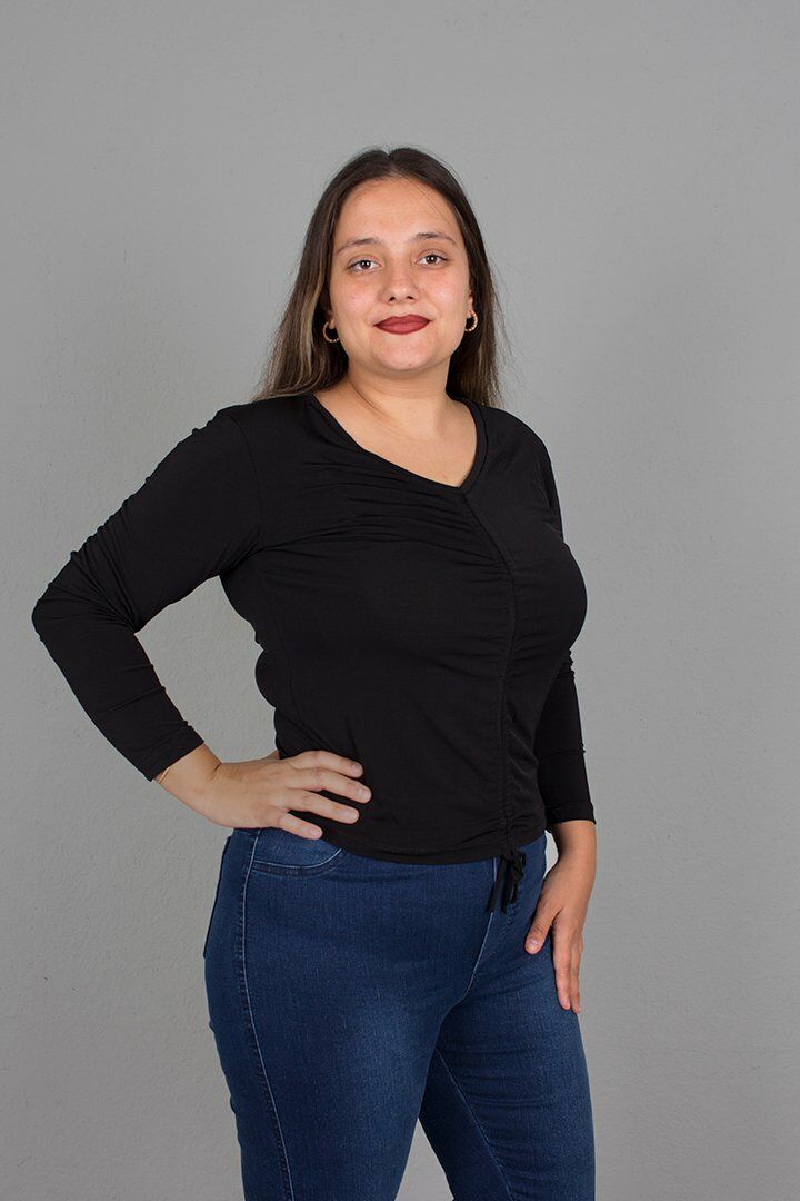 Büyük Beden Ön Büzgülü Micro Kumaş Bluz Siyah siyah - 42