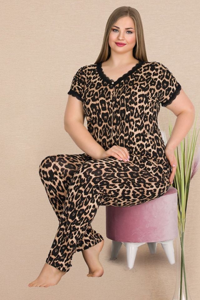 Büyük Beden Düğmeli Pijama Takım Leopar