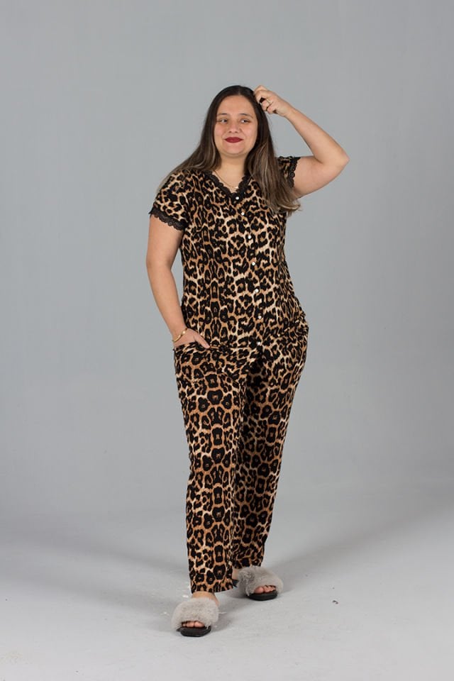 Büyük Beden Düğmeli Pijama Takım Leopar
