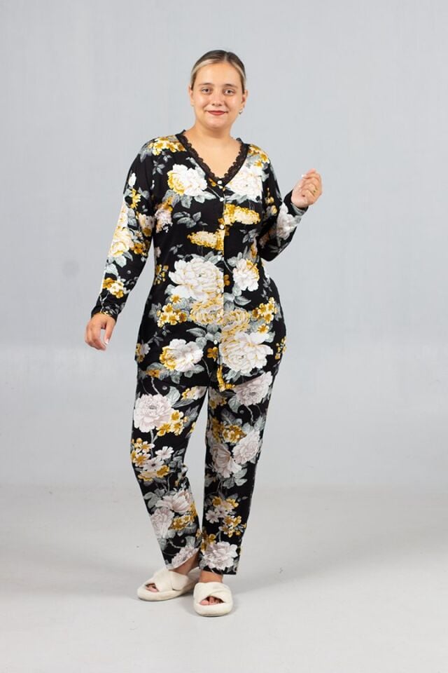 Büyük Beden Çiçek Desenli Önden Düğmeli Kadın Pijama Takımı – Rahat ve Şık Ev Giyim