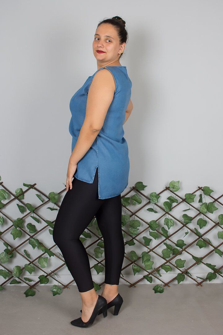 Sıfır Kol Kot Tunik – Rahat ve Şık Günlük Stil