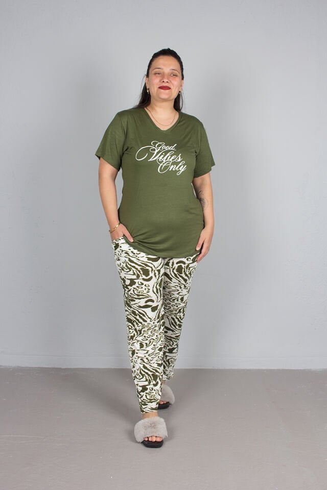 Büyük Beden V Yaka Pijama Takım Pijama Takım