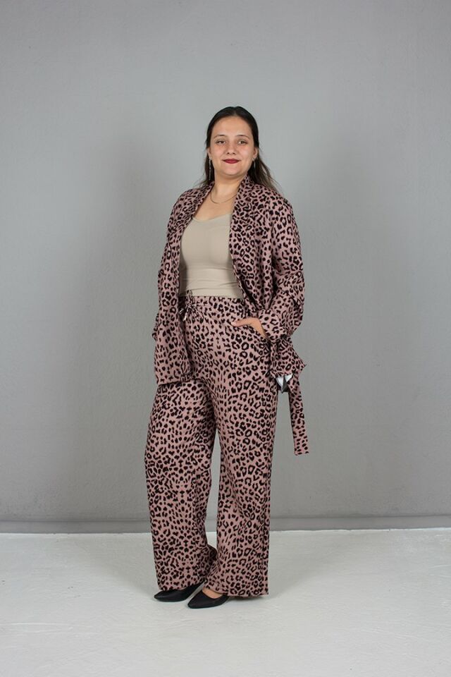 Büyük Beden Dalgıç Kumaş Ceket Pantolon Takım Leopar