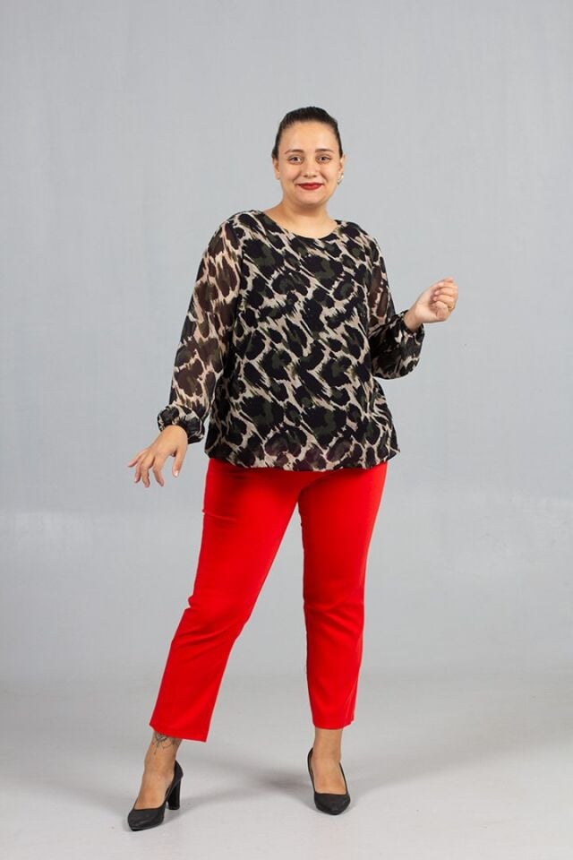 Büyük Beden Astarlı Şifon Bluz Zarif ve Rahat Günlük Şıklık