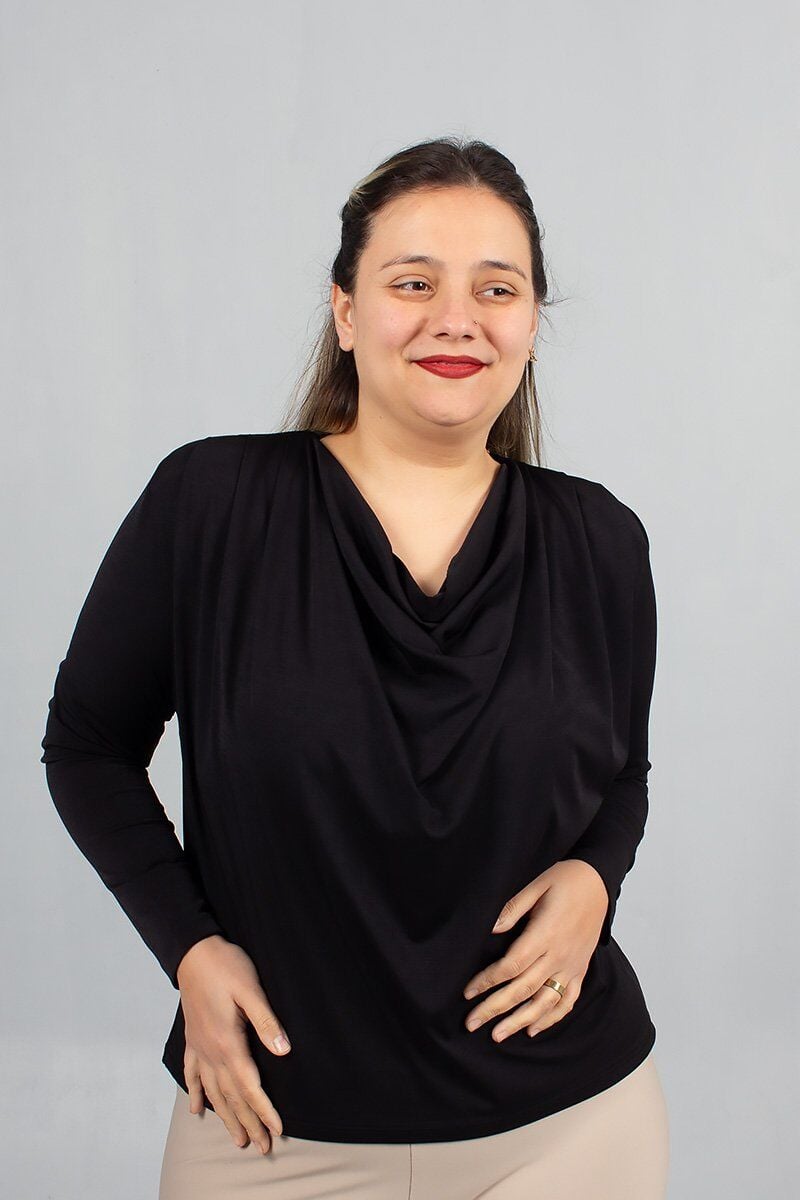 Degaje Yaka Bluz Siyah Candy Kumaş Likralı Rahat Kalıp