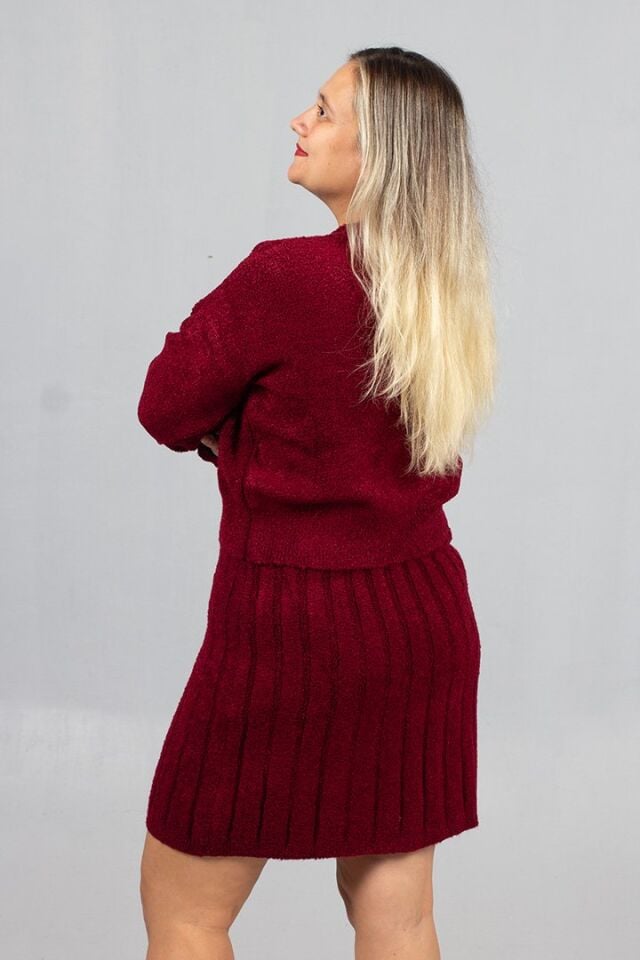 Bordo Enerjisi! 46 Bedene Kadar Tam Uyumlu Triko Etek Kazak Takım