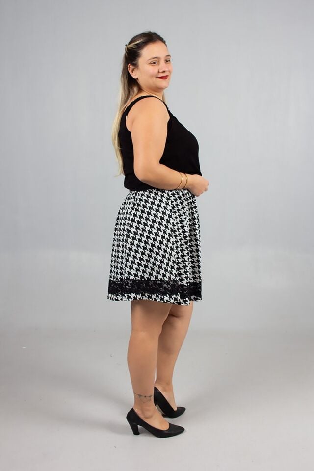 Büyük Beden Pöti Kareli Dantel Detaylı Şifon Astarlı Etek