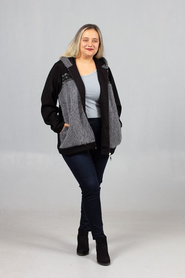 Büyük Beden Ön Kürk ve Taş İşlemeli Kapşonlu Mont