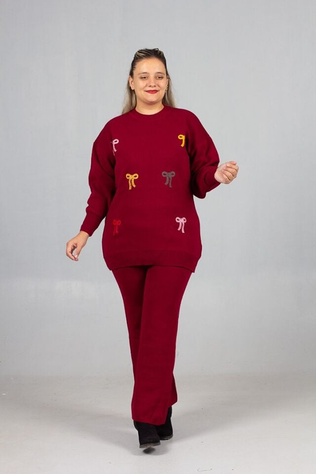 Konforlu Şıklık: 40-44 Beden Standart Kalıp Kazak Pantolon Takım