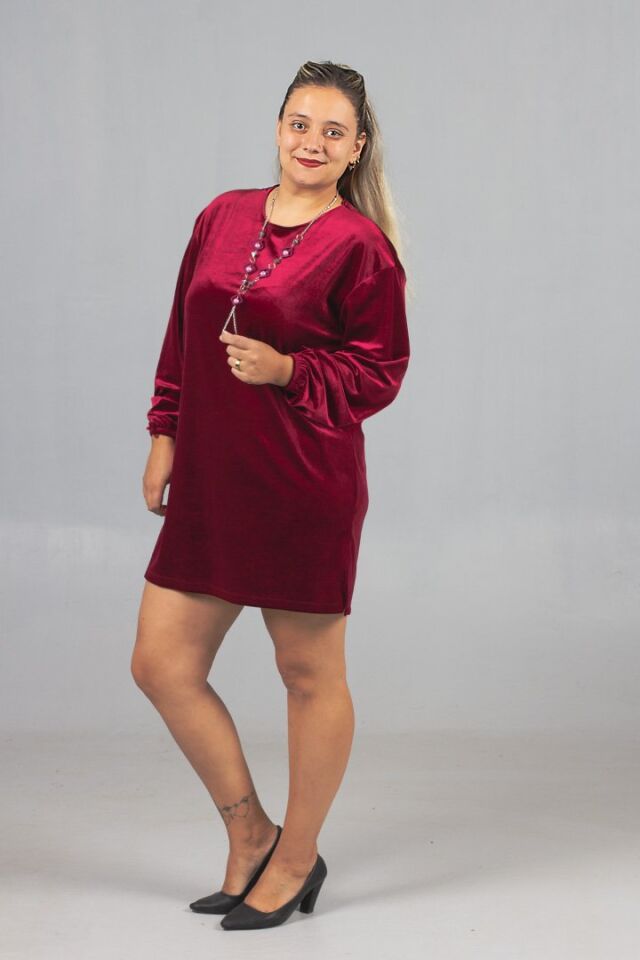 Maksimum Şıklık Kolyeli Büyük Beden Bordo Kadife Tunik