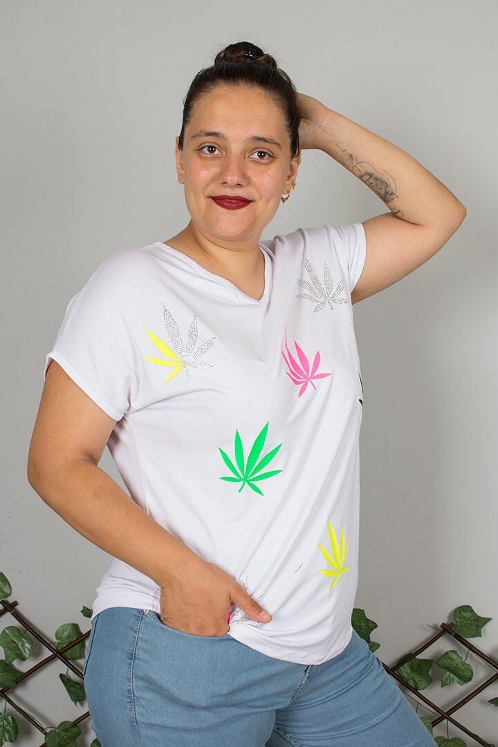 Büyük Beden Işıltılı Taş İşlemeli Beyaz Viskon Bluz