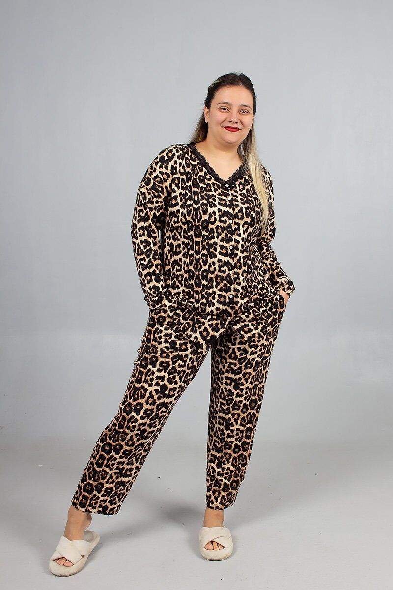 Büyük Beden Leopar Desenli Dantel Yaka Düğmeli Kadın Pijama
