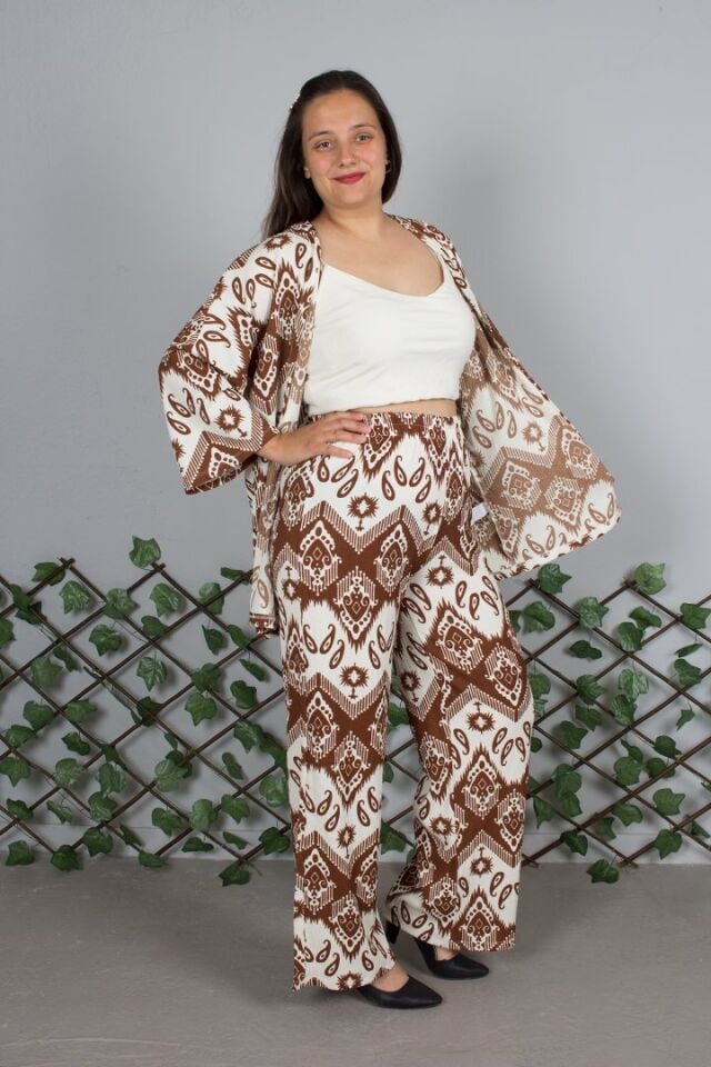 Büyük Beden Açık Kahverengi Desenli Kimono Pantolon Takım