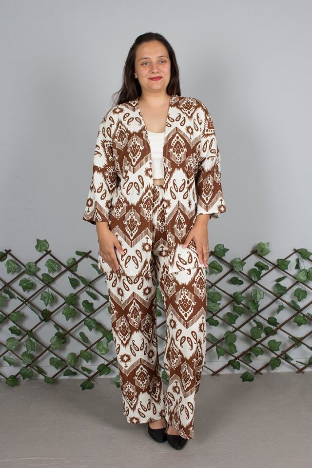 Büyük Beden Açık Kahverengi Desenli Kimono Pantolon Takım