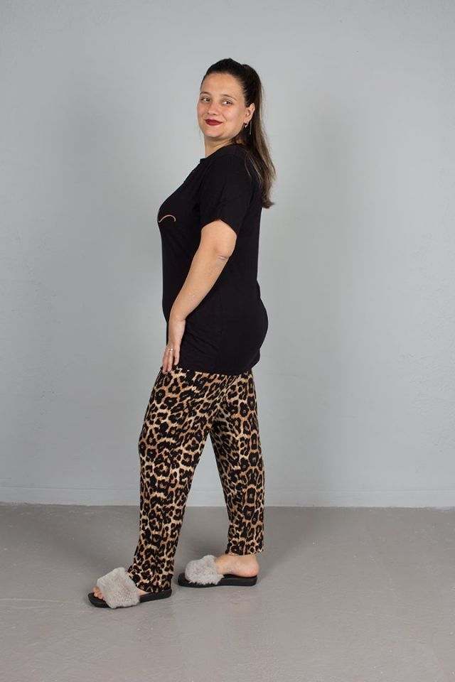 Büyük Beden Alt Leopar Üst Düğmeli Pijama Takım