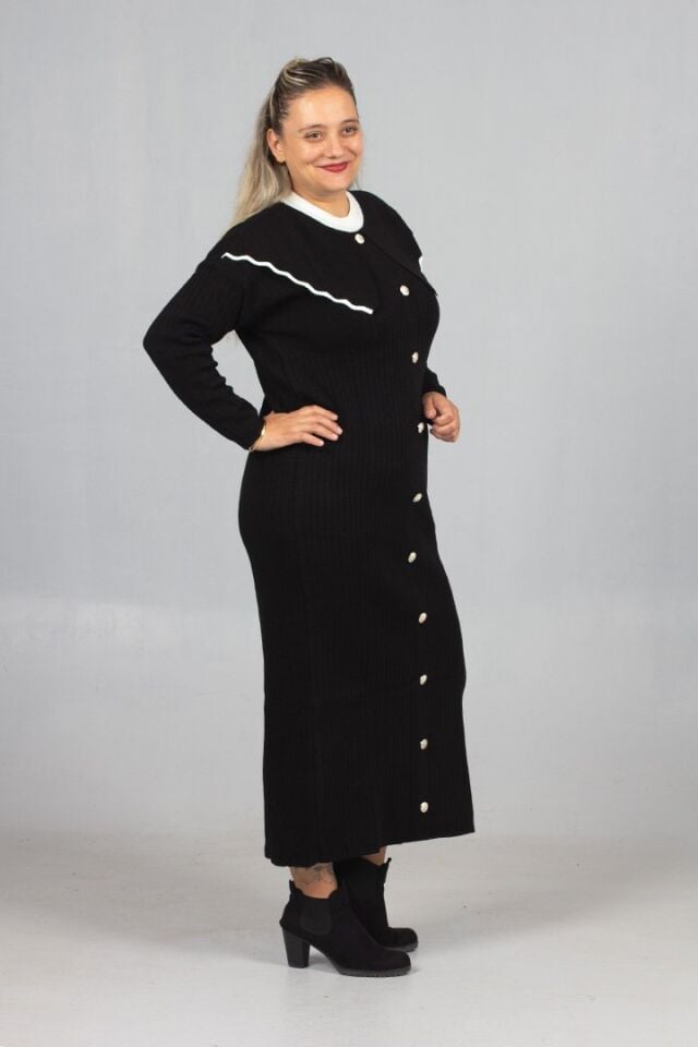 Bebe Yaka Triko Elbise  Şık ve Rahat Büyük Beden Siyah Triko Elbise