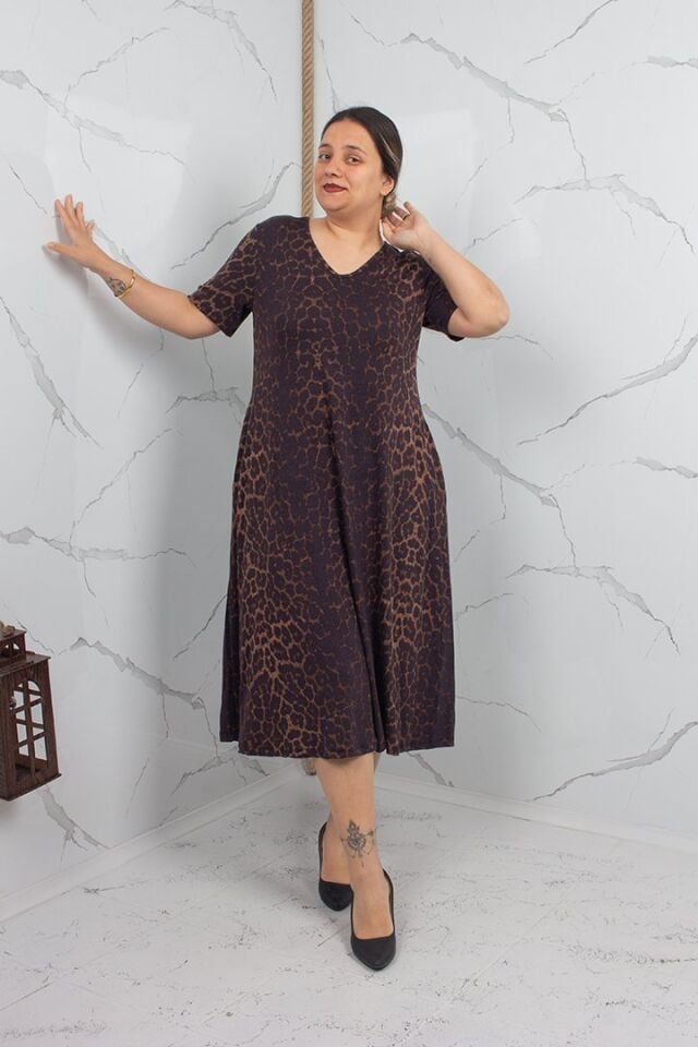 Kahverengi Leopar Desenli V Yaka Midi Elbise