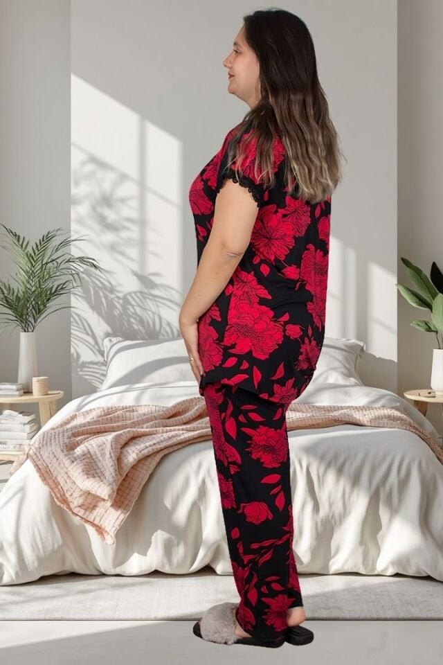 Çiçek Desenli Likralı Viskon Düğmeli Kadın Pijama Takımı