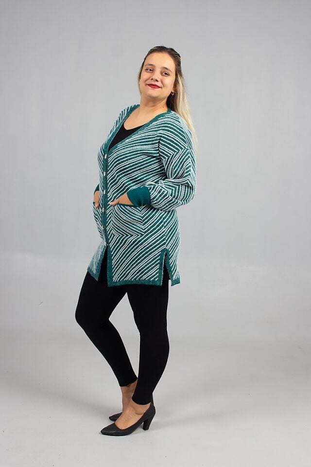 Düğmeli Sakallı Triko Hırka Yumuşacık Dokulu Şık ve Rahat Standart 46 Bedene Kadar