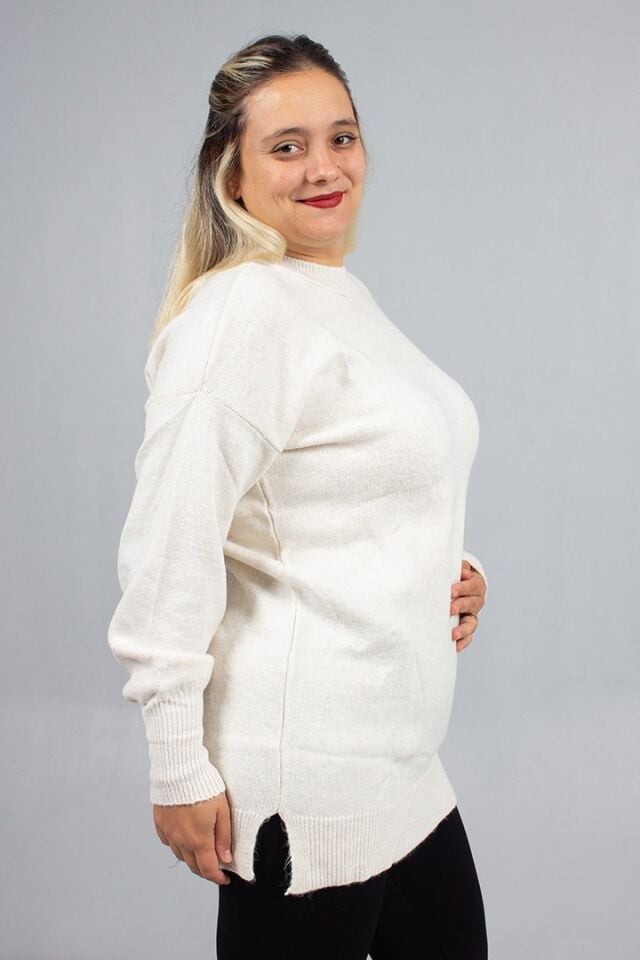 Beyaz Yumoş Triko Büyük Beden Kadın Triko Standart 54 Bedene Kadar