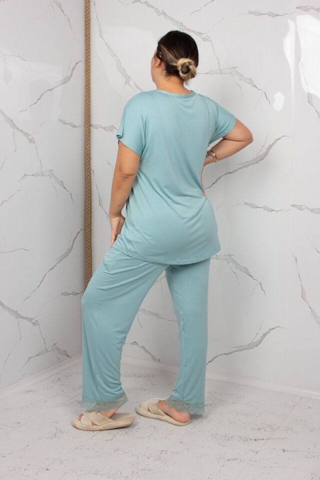 Dantel Detaylı Yumuşak Likralı Viskon Büyük Beden Pijama